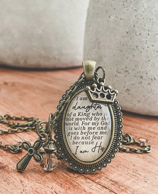 I am the Daughter of a King necklace